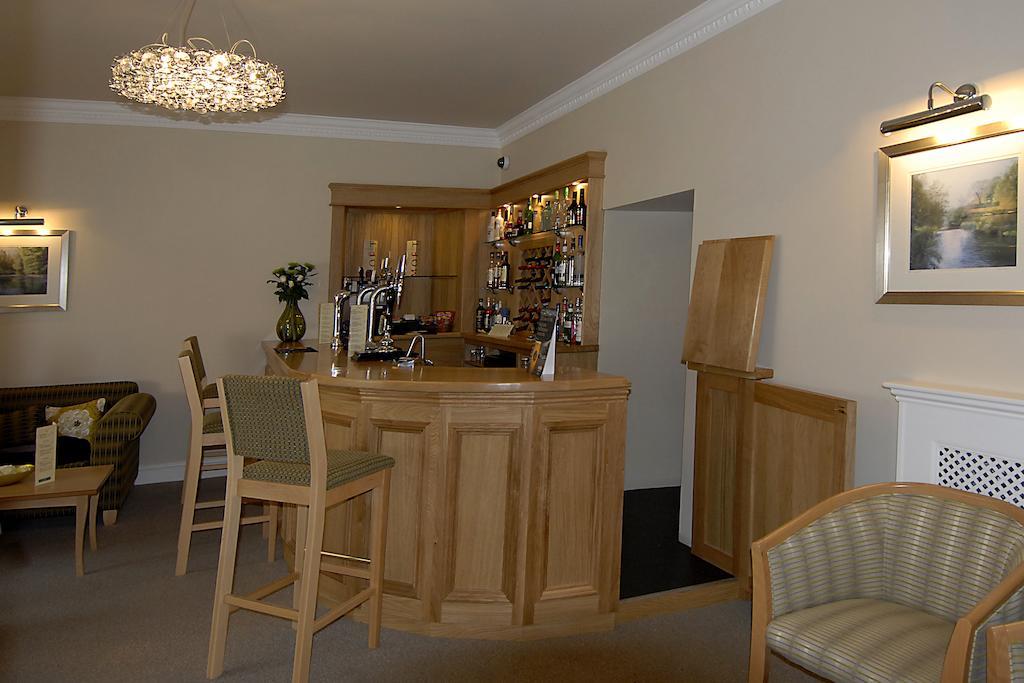 Gwesty'R Emlyn Hotel Newcastle Emlyn Exterior photo
